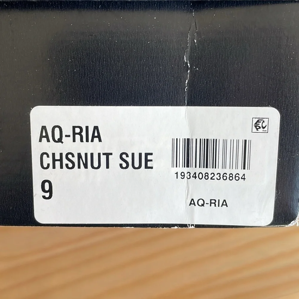 NEW IN BOX! Aqua Ria‎ Suede Espadrille Platform Wedge Sandals in Chestnut